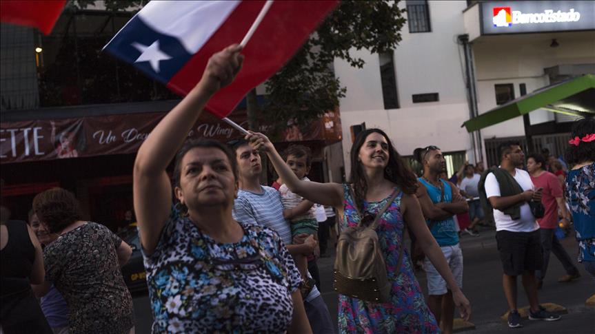Por crisis sociopolítica en Venezuela 100 chilenos regresaron a su país
