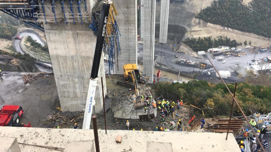 Turkey: 2 road workers die in concrete block accident