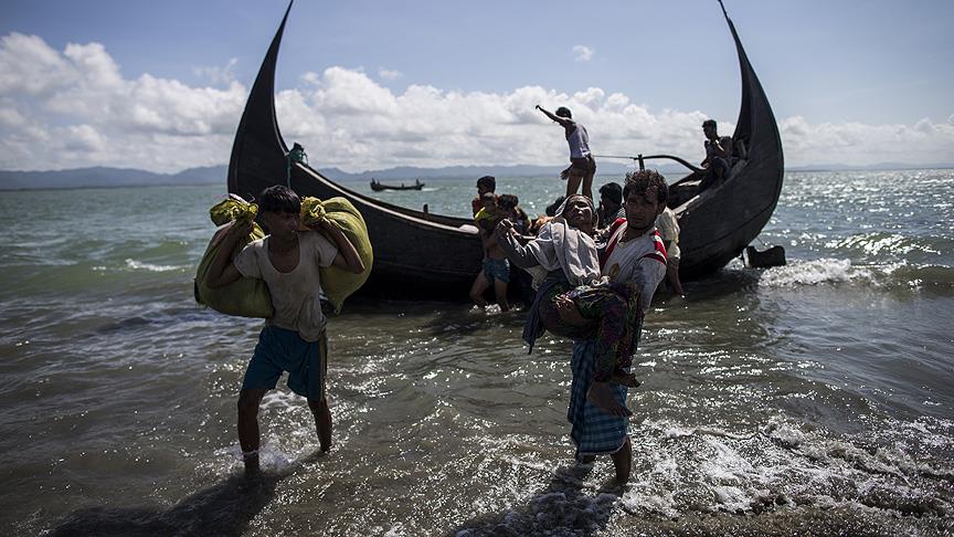 Arakanlı Müslümanlar Myanmar'dan kaçmak için riskli yollar deniyor
