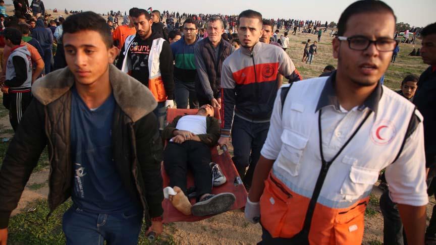 İsrail askerleri Gazze sınırında 28 Filistinliyi yaraladı