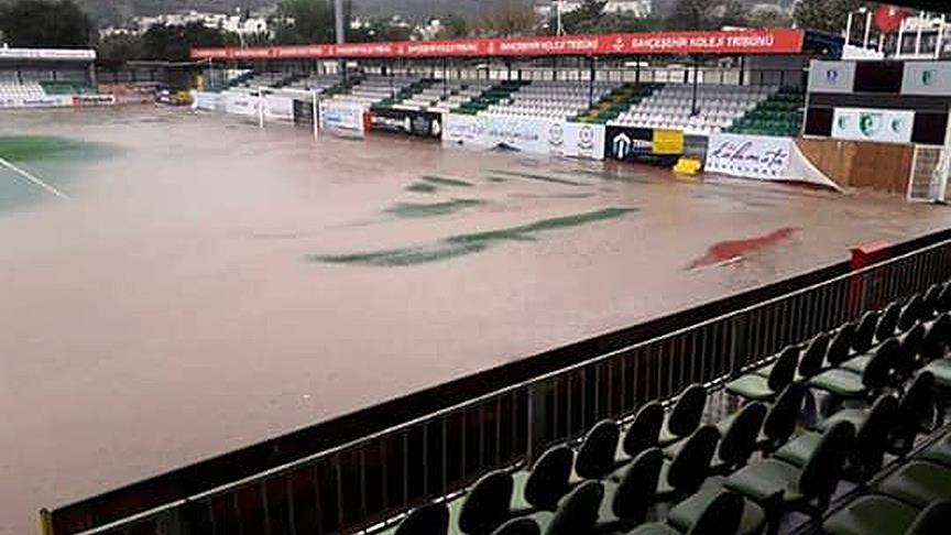 Selden etkilenen Bodrum İlçe Stadı devreyi kapattı