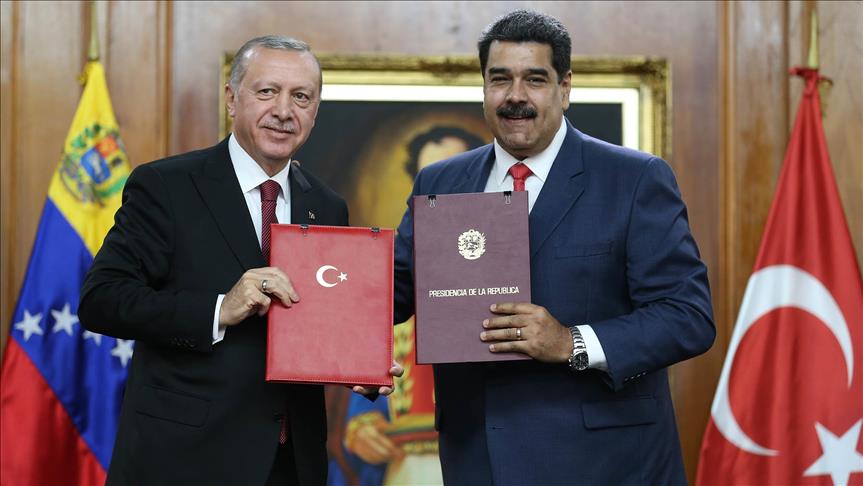 Maduro: “Venezuela está abierta a inversión turca en todas sus áreas”
