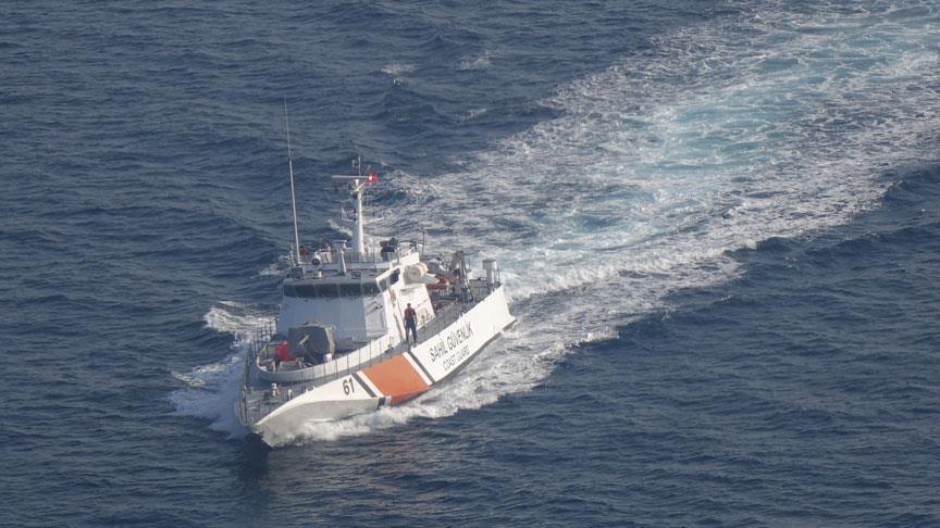 Scores of migrants rescued from boat in Aegean Sea