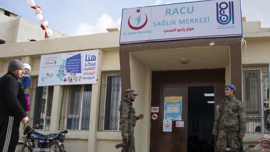 Sağlık Bakanlığı Afrin'in Racu beldesinde sağlık merkezi açtı