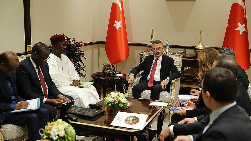Cumhurbaşkanı Yardımcısı Oktay, Moussa'yı kabul etti 