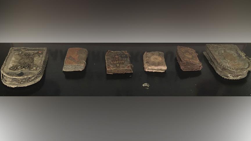 Turkish forces thwart attempt to smuggle ancient Torahs