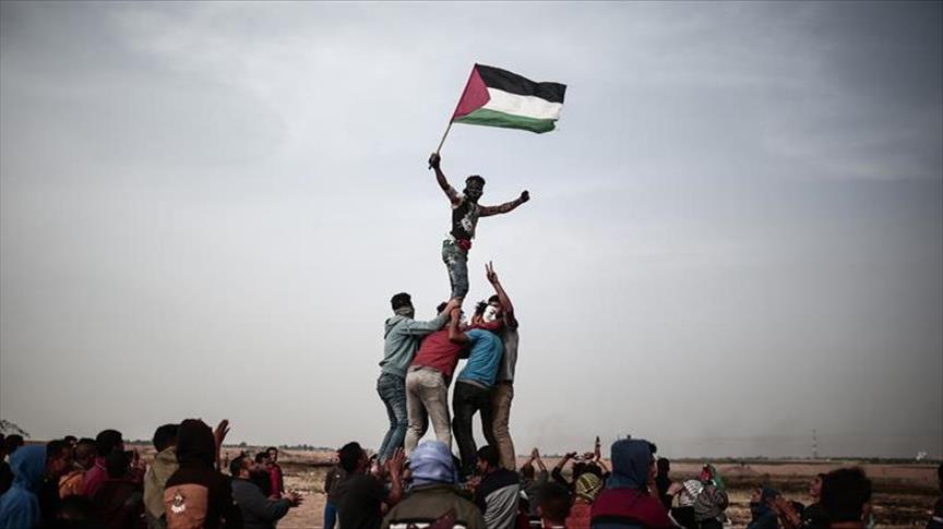 Gaza : Les Palestiniens affluent aux frontières Est pour les marches du Retour