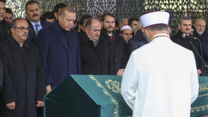 Cumhurbaşkanı Erdoğan aile dostu Kadir Turgut'un cenaze törenine katıldı