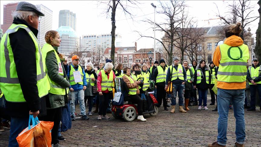 Holandë, protestë e "jelekëve të verdhë"