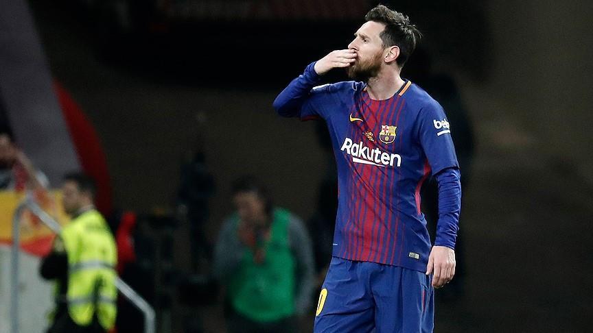 Lionel Messi fue elegido como el mejor delantero del año por ESPN