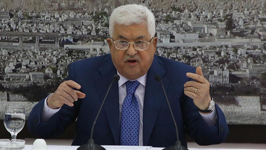 Палестинскиот претседател Абас најави распуштање на Палестинскиот законодавен совет