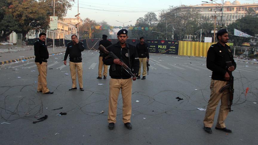 Теракт в  Карачи: 2 погибших