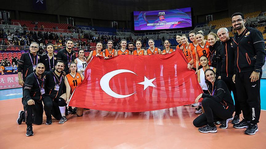 Mondial des clubs de volleyball : L’équipe turque féminine d’Eczacibasi VitrA remporte le bronze 