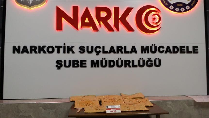 Turska policija u putničkom autobusu zaplijenila više od pet kilograma heroina