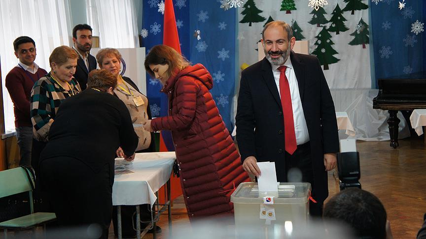 Блок Пашиняна победил на выборах в Армении 