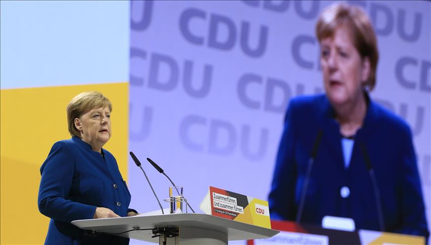 Merkel: Zbog demografske strukture, Njemačkoj će u budućnosti trebati migranti