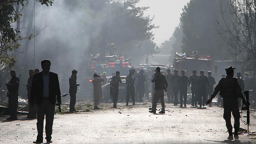 Kabil'de bomba yüklü araçla saldırı: 4 ölü