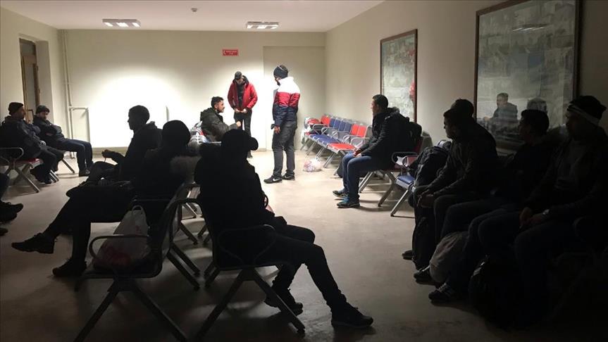 دەستگیرکردنی ٢٠ کۆچبەری نایاسایی لە ئەدیرنە