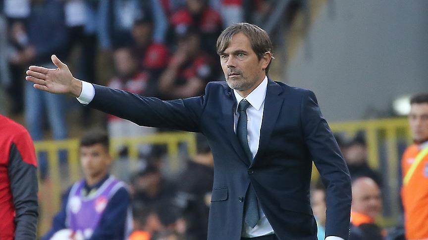 Phillip Cocu i zvanično više nije trener Fenerbahcea