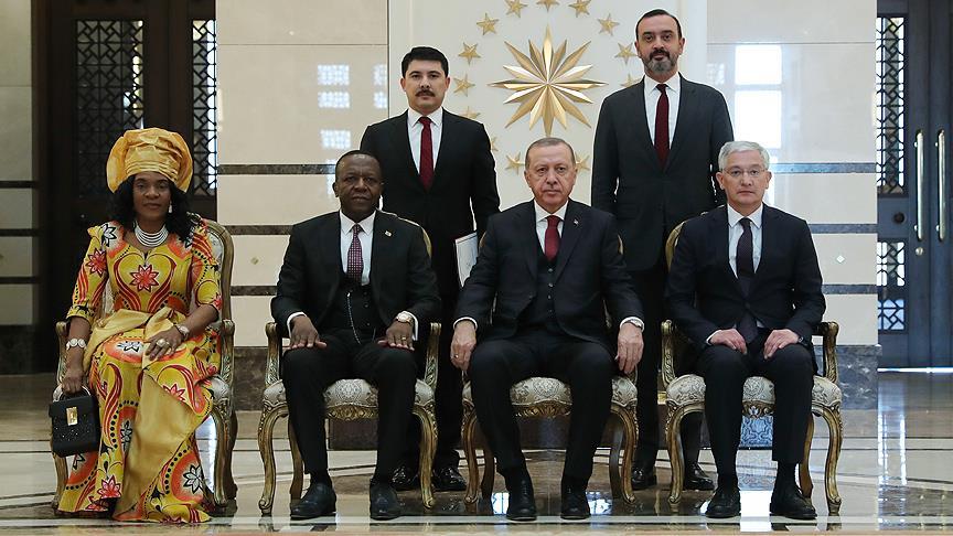 Büyükelçilerden Başkan Erdoğan'a güven mektubu