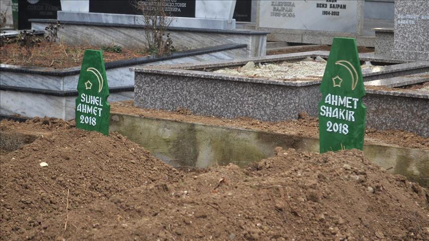 Shkup, pas gjashtë muajsh varrosen trupat e migrantëve nga Bangladeshi