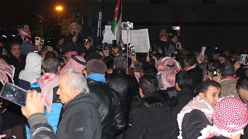 Ürdün'deki hükumet karşıtı gösteride 5 polis yaralandı