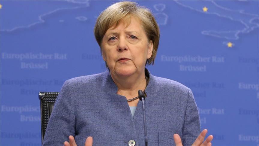 Brexit : Merkel tente d’apaiser les inquiétudes du Royaume-Uni