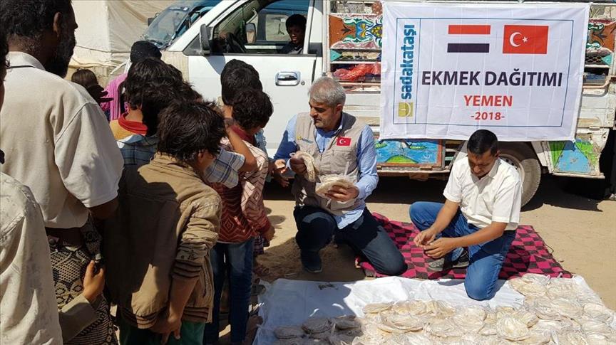 جمعية "صدقة طاشي" التركية تمد يد العون لآلاف اليمنيين
