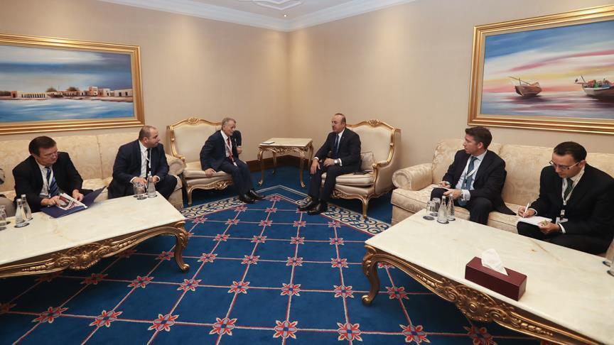 Turkish FM meets Crimean Tatar leader, UN special envoy