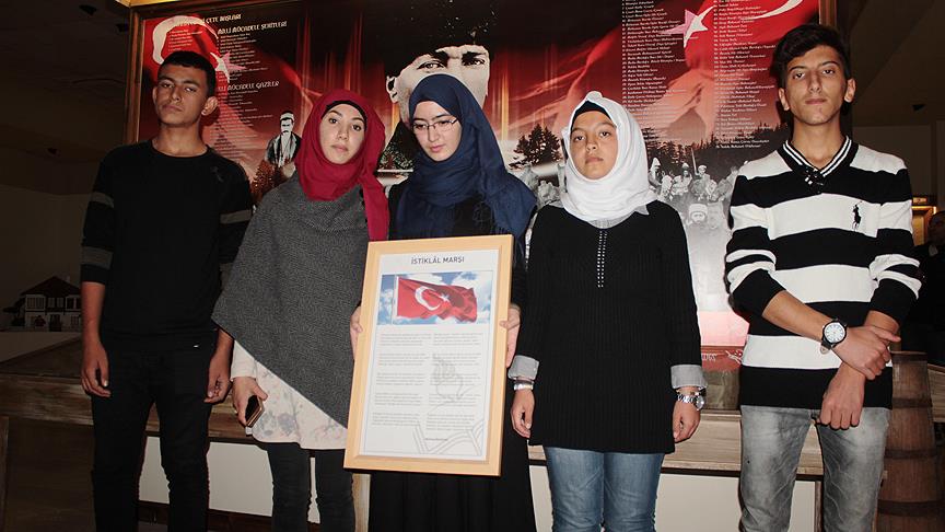 Suriyeli Türkmen gençlerden İstiklal Marşı klibi