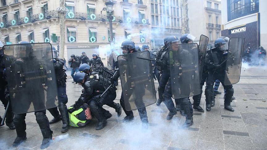 France / Gilets Jaunes : Le bilan des interpellations revu à la hausse