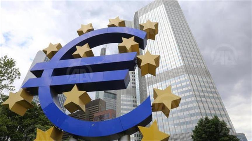 EU's annual inflation down in November