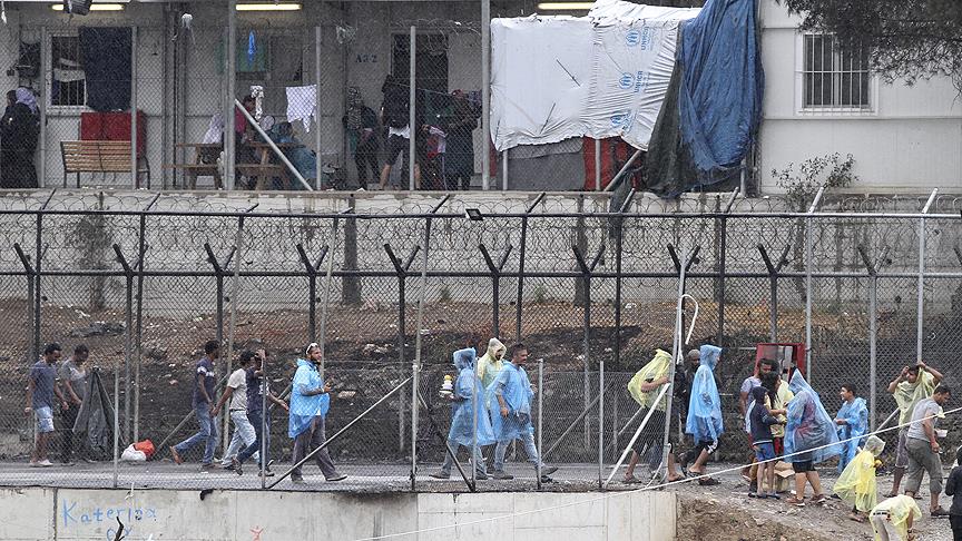 İnsan Hakları İzleme Örgütü: Yunanistan, göçmenleri düzenli olarak zorla geri gönderiyor