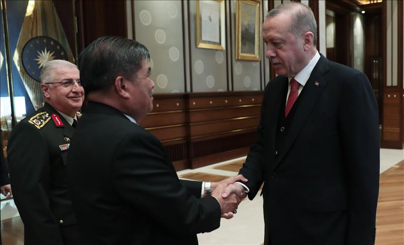 دیدار اردوغان با وزیر دفاع مالزی