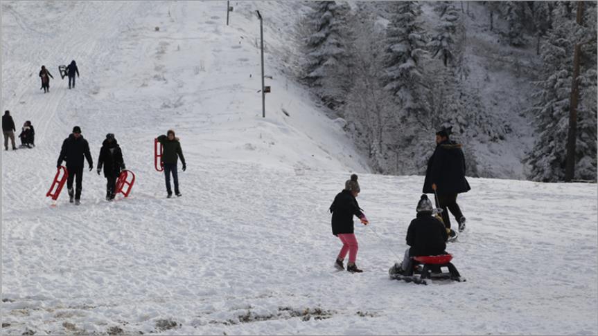 تركيا...سفوح جبل "إلغاز" تستعد لاستقبال هواة التزلج
