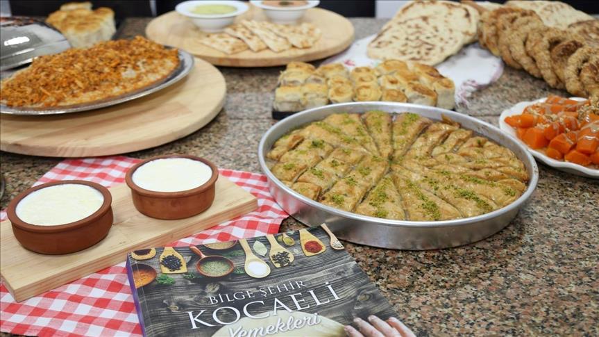 Asirlik Yemekler Sarayin Kileri Nde Ogretiliyor