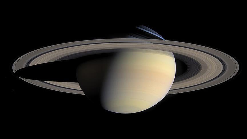 Кольца Сатурна постепенно исчезают - НАСА