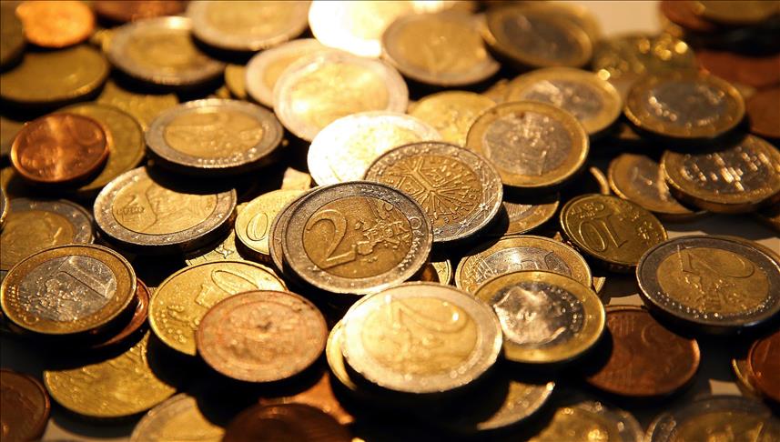 En España se aprobó el salario mínimo de EUR 900 para el 2019  