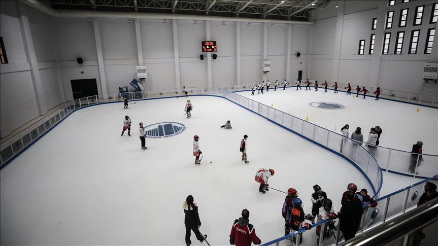 Ankara yeni buz pistine kavuştu