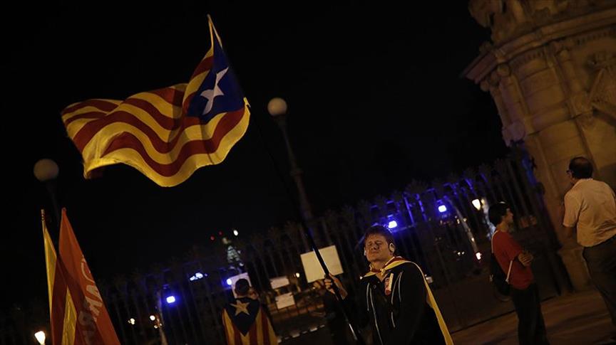Catalans protest over Spanish Cabinet's Barcelona meet