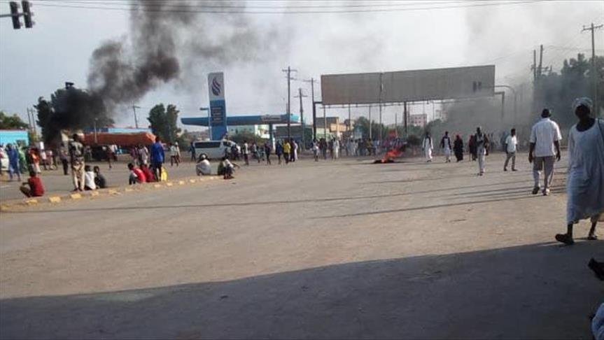 Fresh protests erupt in Sudan over economic woes