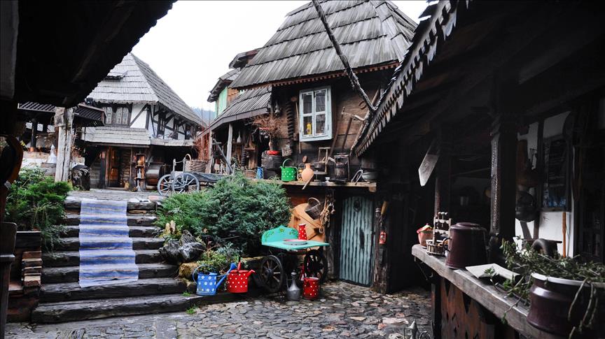 Etno avlija ”Mačkovac“: Oaza mira i tradicije nadomak Banovića