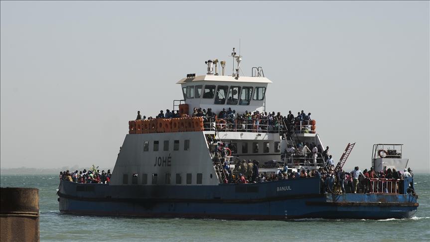 Layanan penyeberangan Merak-Bakauheni beroperasi normal usai tsunami