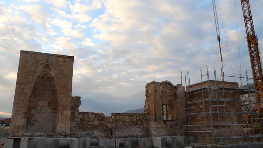 Turkey: Ancient minaret to be restored in Hasankeyf