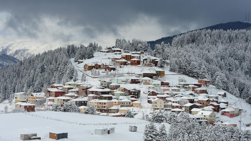 Giresun yaylaları beyaz örtüyle görsel şölen sunuyor