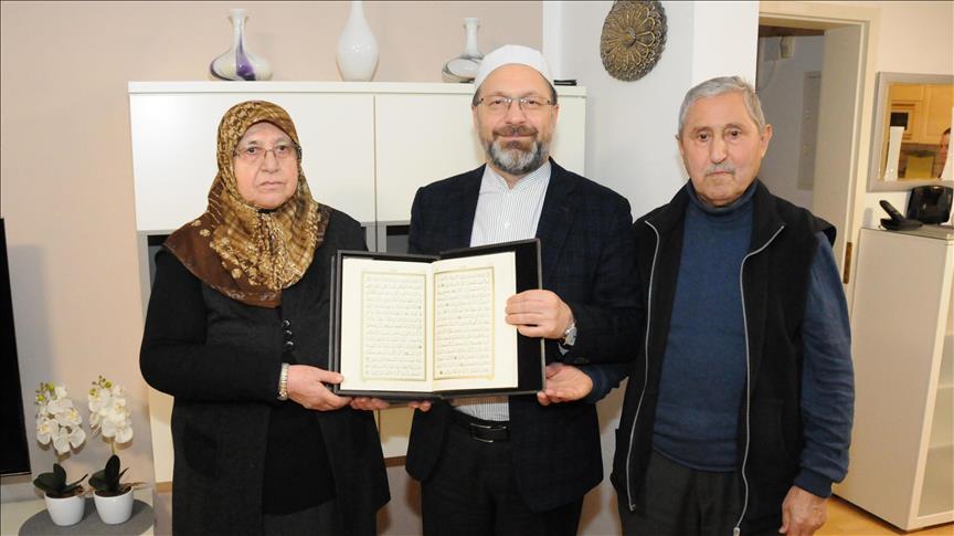 Turkey’s top cleric visits Solingen victim family