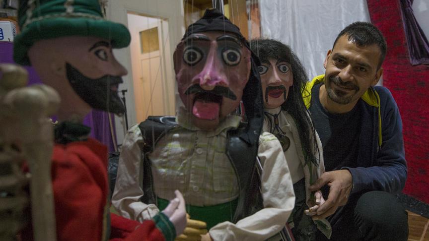 Kuklalarla hayatı değişen tornacı: 'Gepetto Usta'