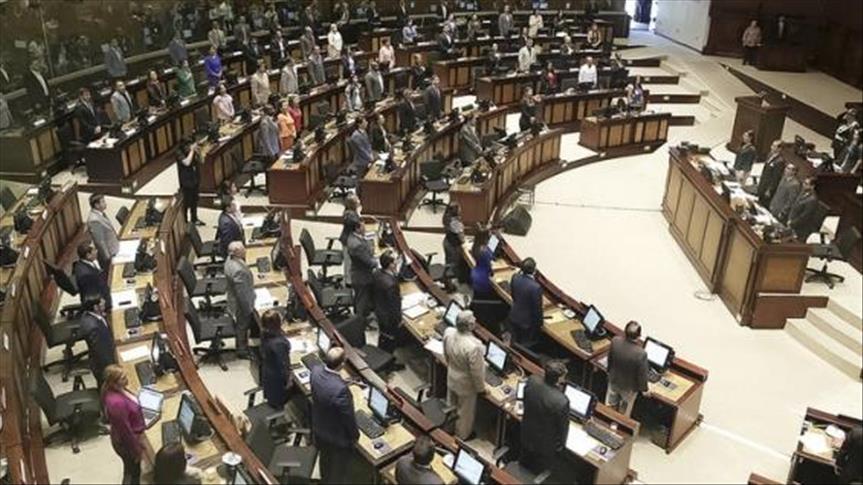 Legisladores ecuatorianos ganarán 5% menos de sueldo en 2019