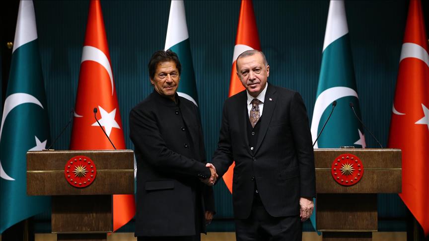 تركيا وباكستان تؤكدان تصميمهما على مكافحة "غولن" الإرهابية