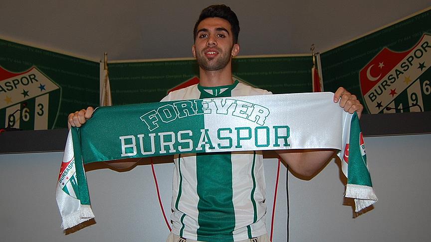 Bursaspor'da Emre Taşdemir ile yollar ayrıldı